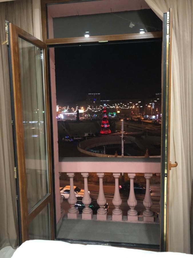 Квартира Около Станции Метро С Балконами Jerevan Eksteriør billede